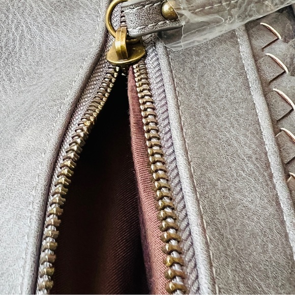 Kouli Buir Gray Large Crossbody Shoulder Handbag Faux Leather Multi Pocket NWT - Picture 7 of 7